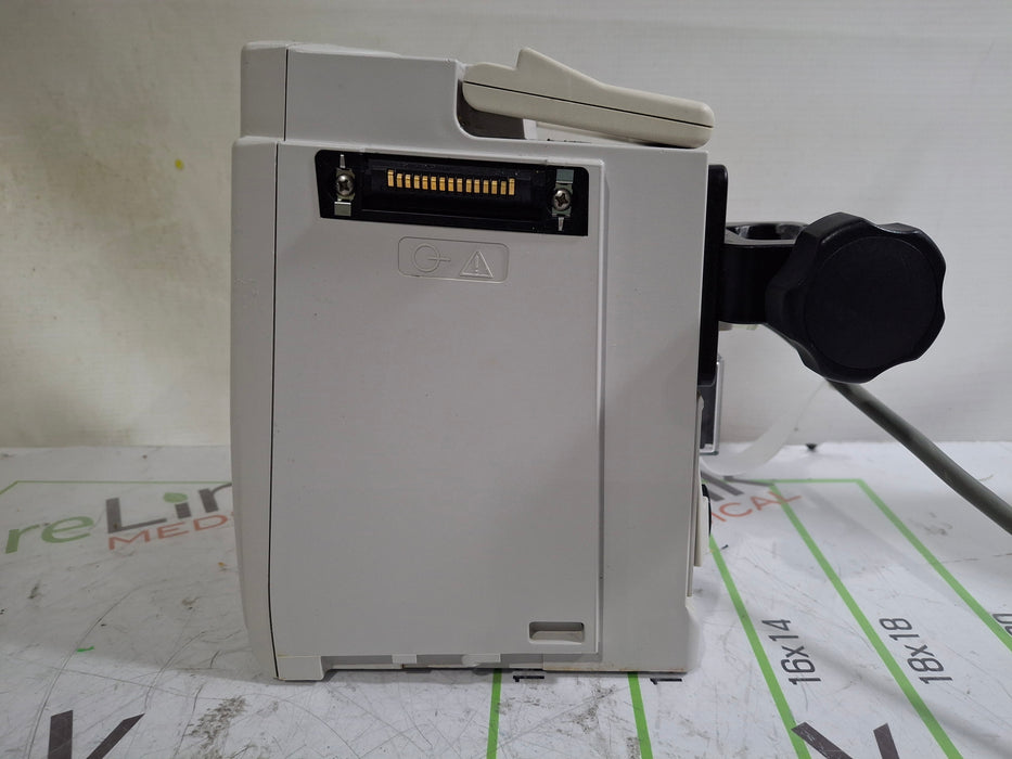 CareFusion Alaris 8015 Large Screen POC Infusion Pump
