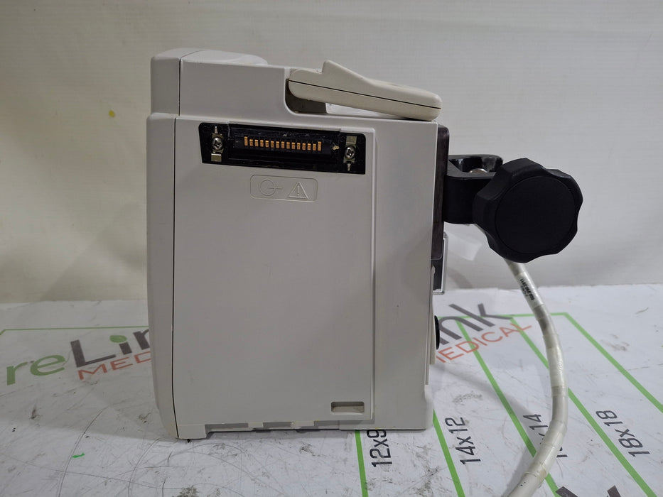 CareFusion Alaris 8015 Large Screen POC Infusion Pump