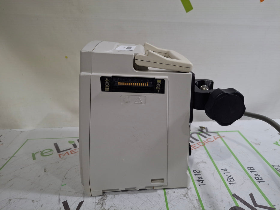 CareFusion Alaris 8015 Large Screen POC Infusion Pump