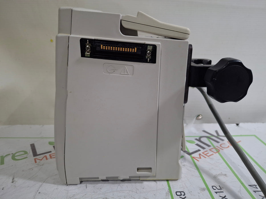 CareFusion Alaris 8015 Large Screen POC Infusion Pump