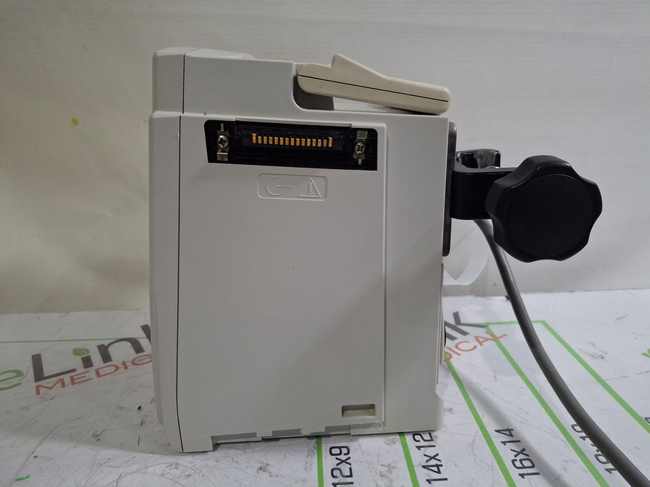 CareFusion Alaris 8015 Large Screen POC Infusion Pump
