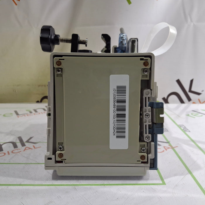 CareFusion Alaris 8015 Large Screen POC Infusion Pump
