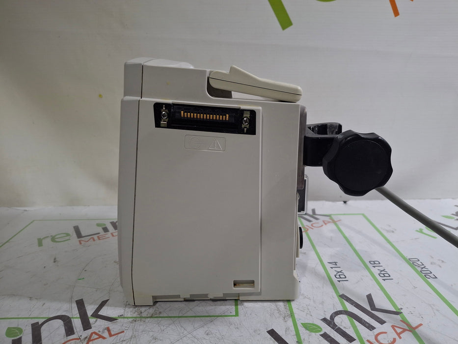 CareFusion Alaris 8015 Large Screen POC Infusion Pump