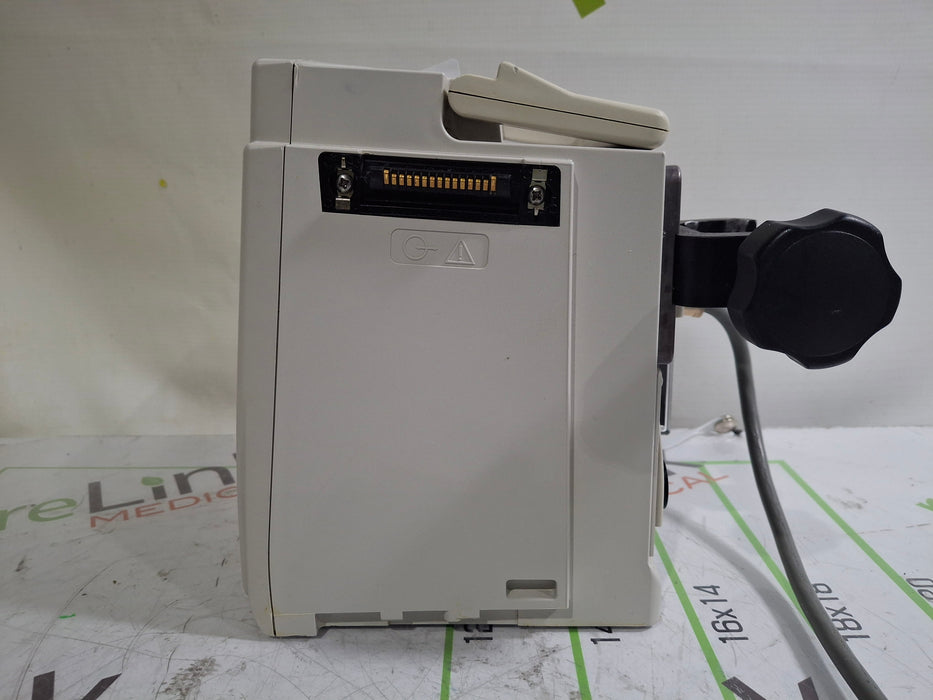 CareFusion Alaris 8015 Large Screen POC Infusion Pump