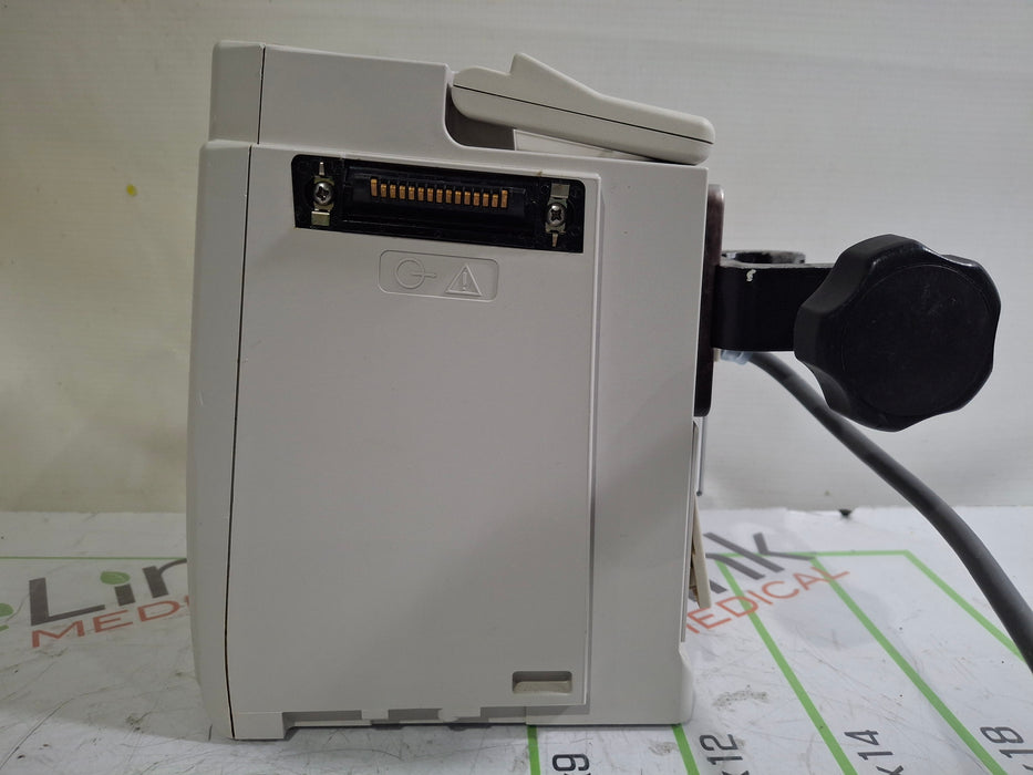 CareFusion Alaris 8015 Large Screen POC Infusion Pump
