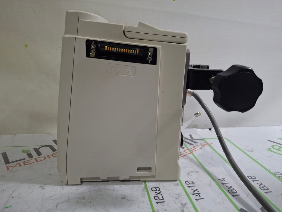 CareFusion Alaris 8015 Large Screen POC Infusion Pump