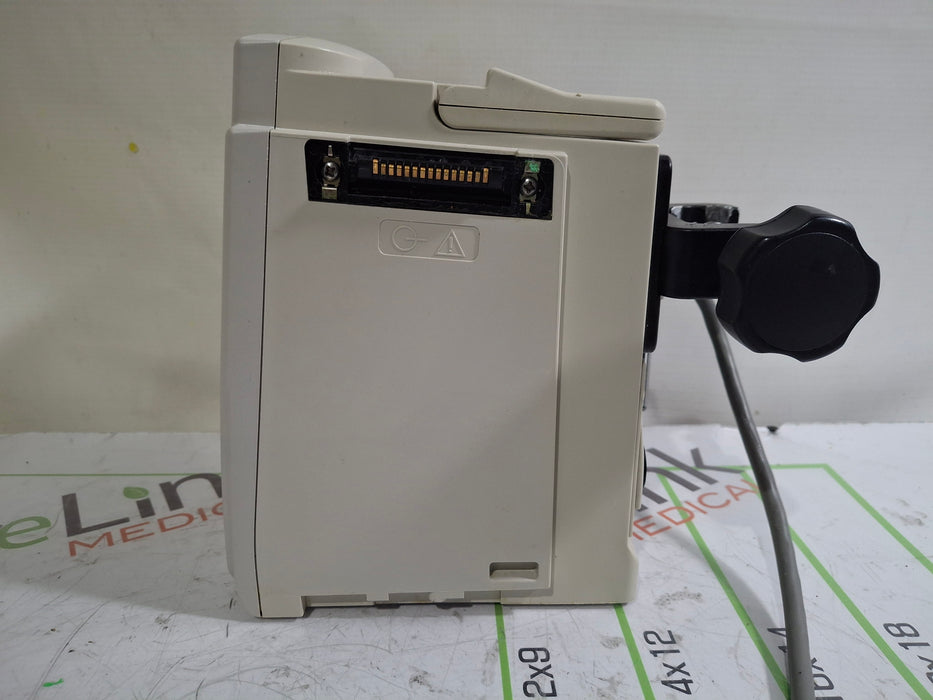 CareFusion Alaris 8015 Large Screen POC Infusion Pump