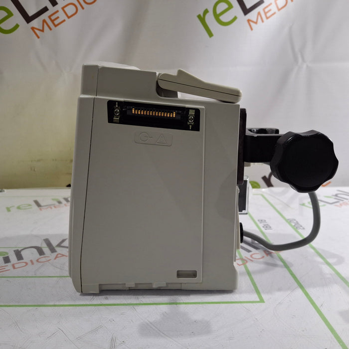 CareFusion Alaris 8015 Large Screen POC Infusion Pump