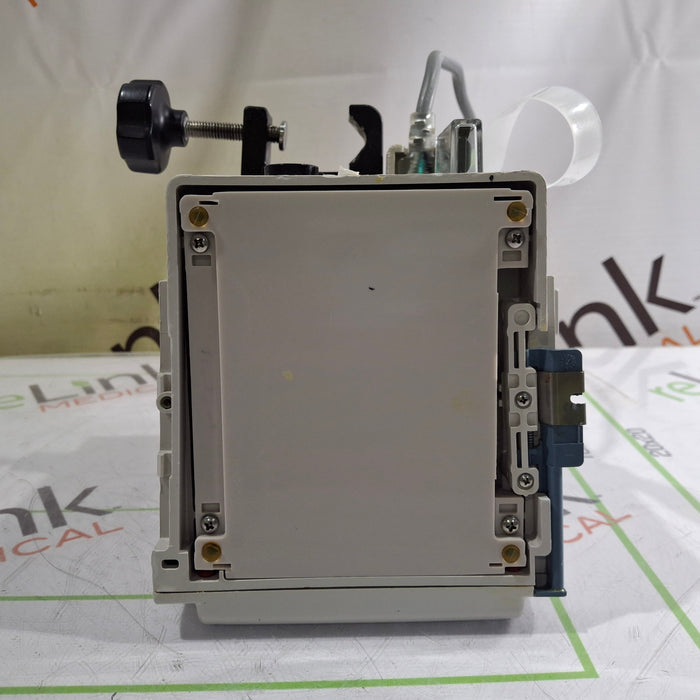 CareFusion Alaris 8015 Large Screen POC Infusion Pump