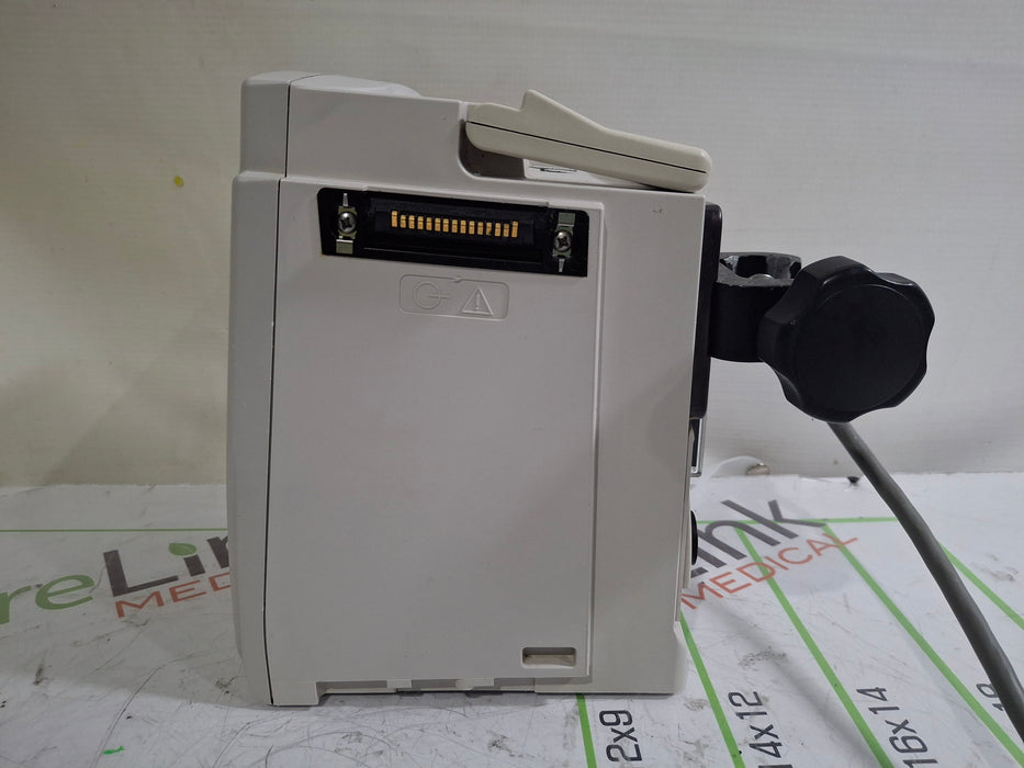 CareFusion Alaris 8015 Large Screen POC Infusion Pump