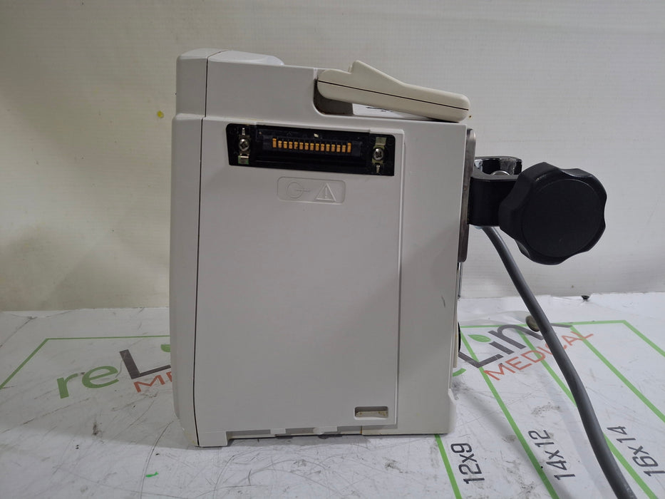 CareFusion Alaris 8015 Large Screen POC Infusion Pump
