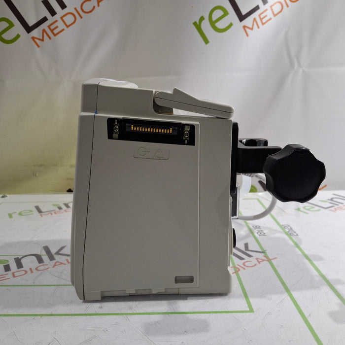 CareFusion Alaris 8015 Large Screen POC Infusion Pump