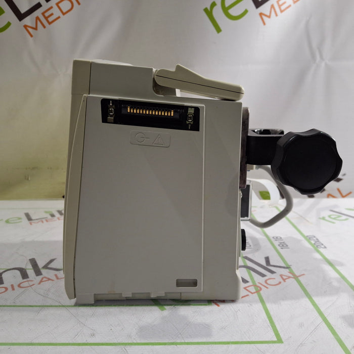 CareFusion Alaris 8015 Small Screen POC Infusion Pump
