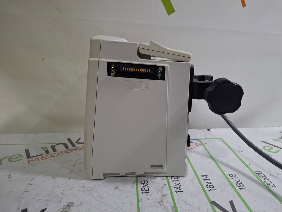 CareFusion Alaris 8015 Large Screen POC Infusion Pump