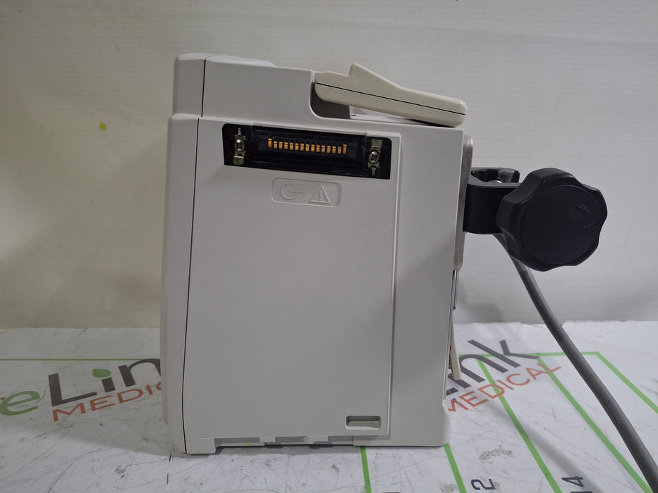 CareFusion Alaris 8015 Large Screen POC Infusion Pump