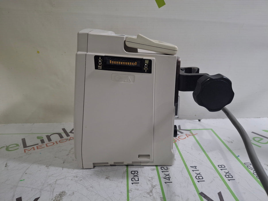 CareFusion Alaris 8015 Large Screen POC Infusion Pump