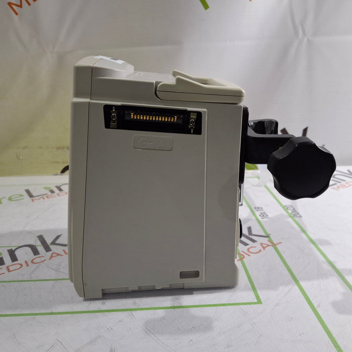 CareFusion Alaris 8015 Large Screen POC Infusion Pump