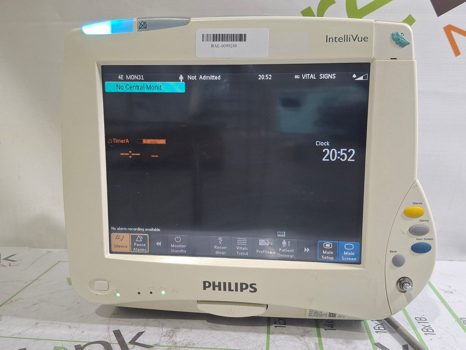 Philips IntelliVue MP50 Patient Monitor
