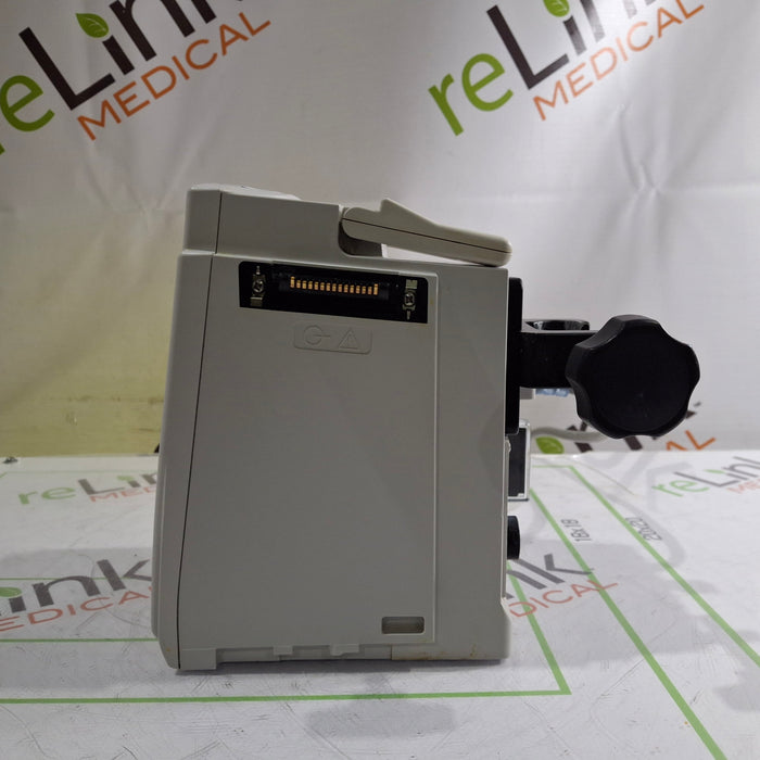 CareFusion Alaris 8015 Large Screen POC Infusion Pump
