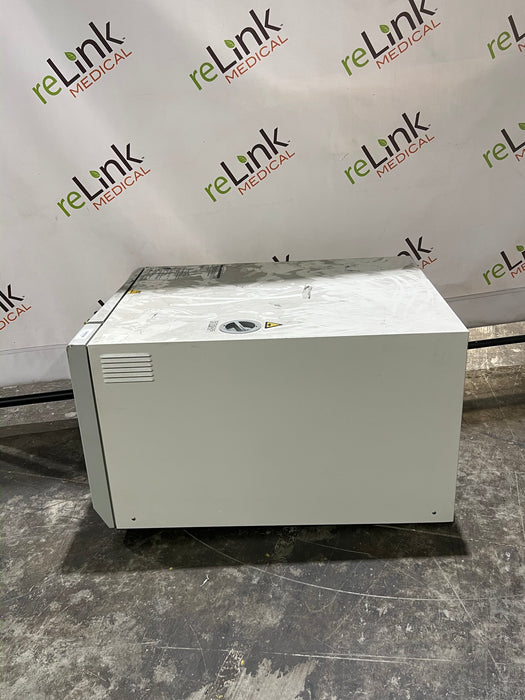 Tuttnauer 3870M Autoclave