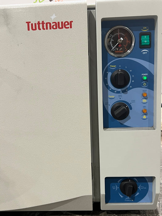 Tuttnauer 3870M Autoclave
