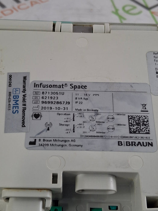 B. Braun Infusomat Space w/Pole Clamp & AC Adapter Infusion Pump
