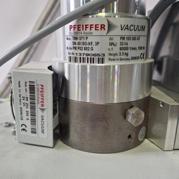 Pfeiffer Vacuum TSH 071 E TurboCube Drag Pumping Station