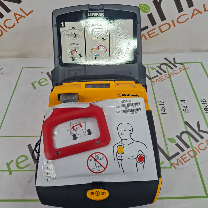 Medtronic LifePak CR Plus Defibrillator