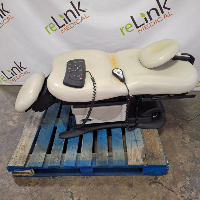 Midmark 630 Procedure Chair