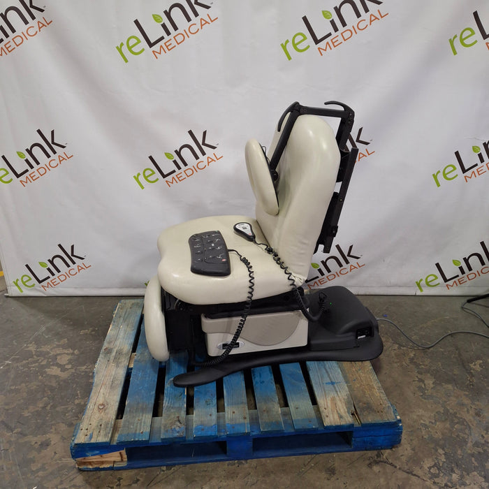 Midmark 630 Procedure Chair