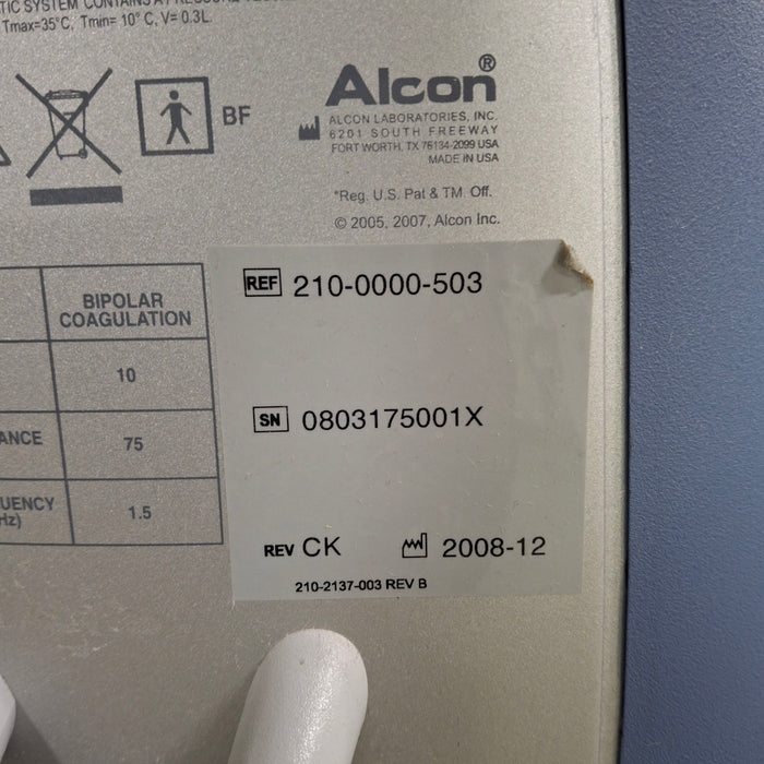 Alcon Laboratories Inc Infiniti w/ Ozil Phacoemulsifier