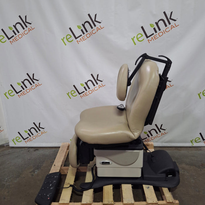 Midmark 630 Procedure Chair