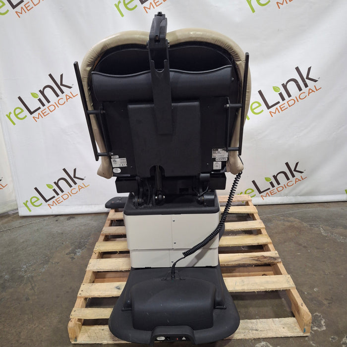 Midmark 630 Procedure Chair