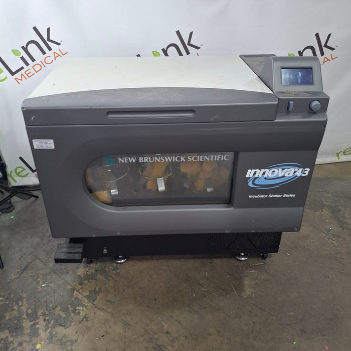 New Brunswick Scientific INNOVA 43R Incubator Shaker