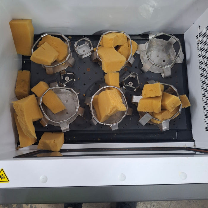 New Brunswick Scientific INNOVA 43R Incubator Shaker