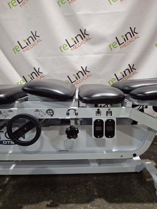 Chattanooga Group TRT-600 Triton DTS Traction Table