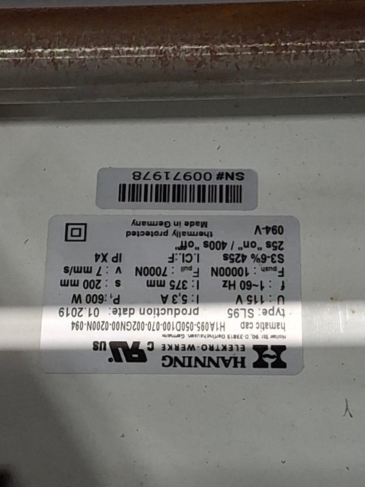 Chattanooga Group TRT-600 Triton DTS Traction Table