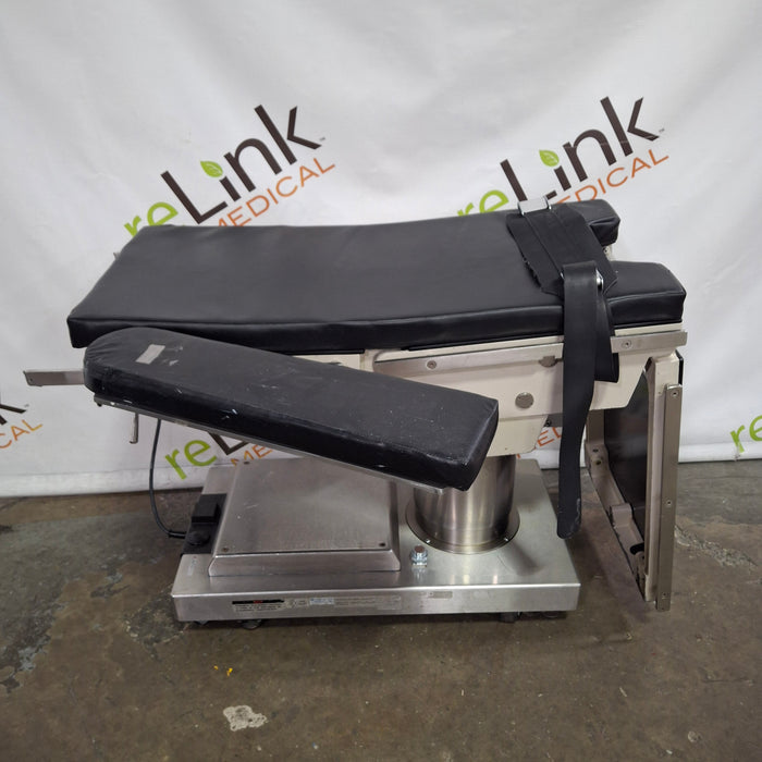 Skytron 6001 Elite Surgical Table