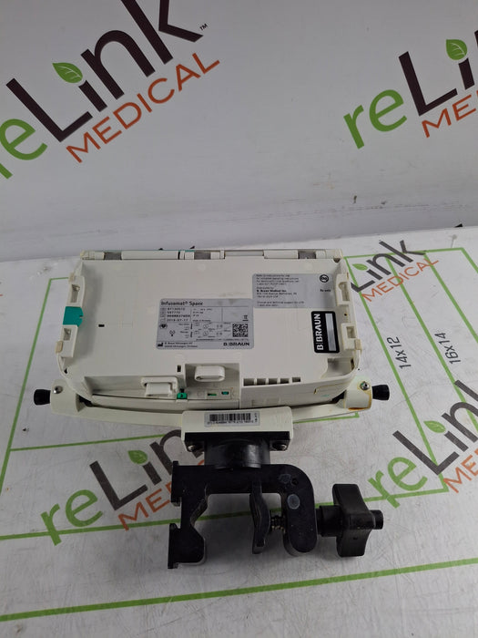 B. Braun Infusomat Space w/Pole Clamp & AC Adapter Infusion Pump