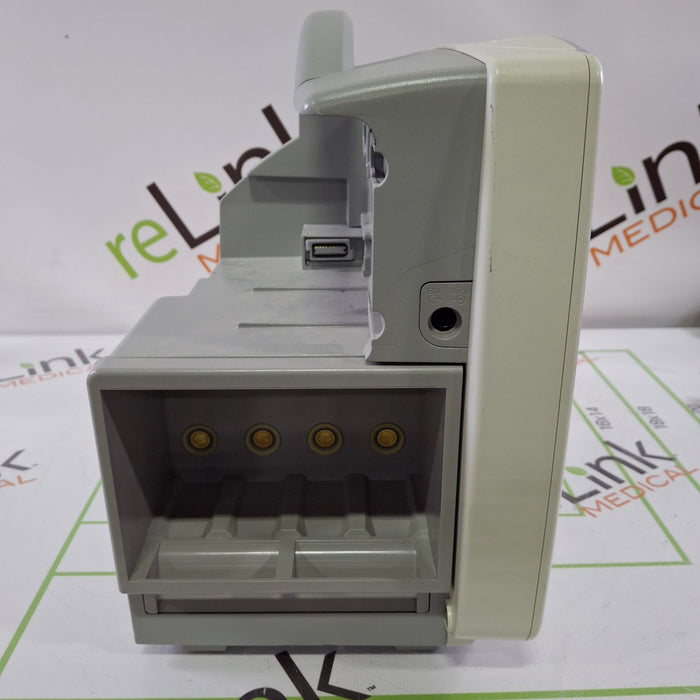 Philips IntelliVue MP50 Patient Monitor