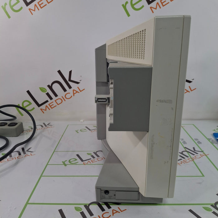 Philips IntelliVue MP70 Patient Monitor