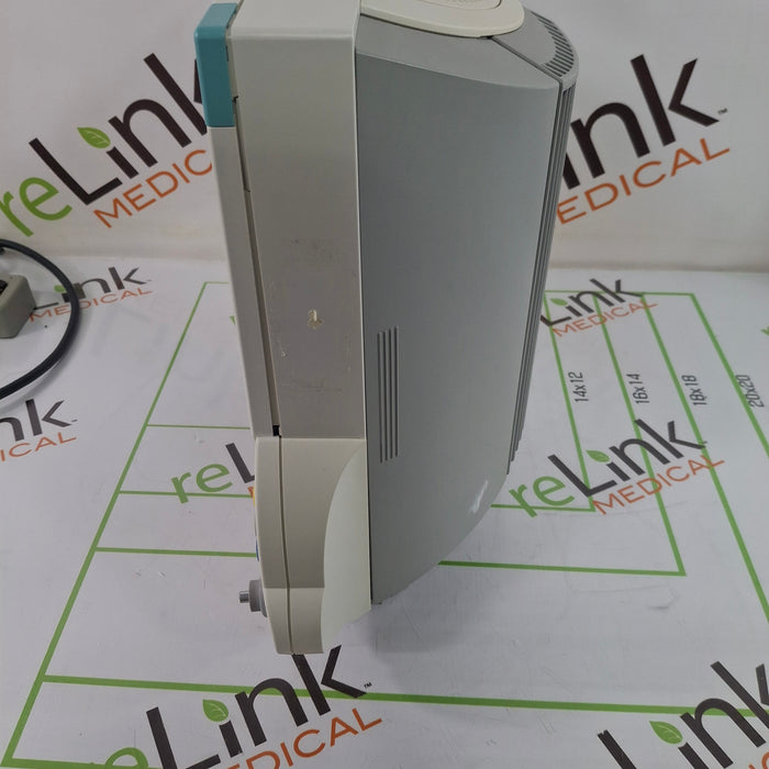 Philips IntelliVue MP70 Patient Monitor