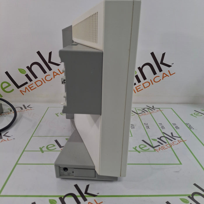 Philips IntelliVue MP70 Patient Monitor