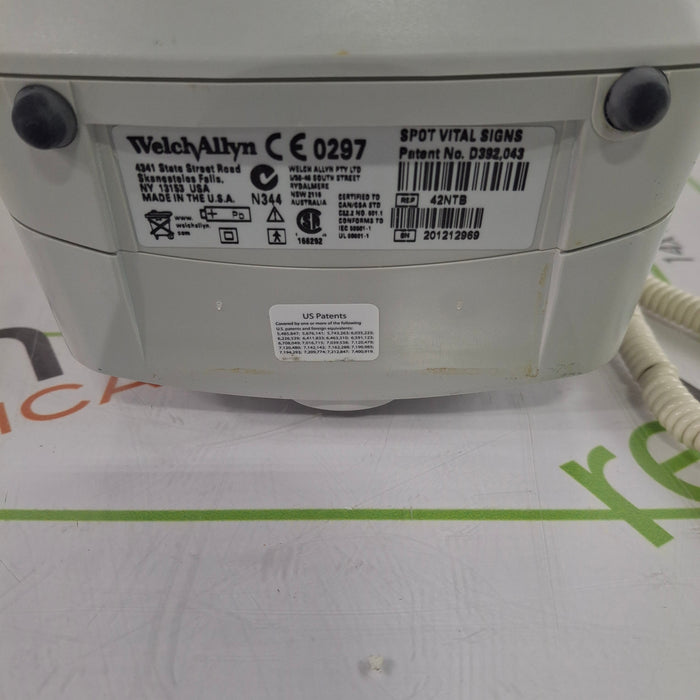 Welch Allyn Spot 420 - NIBP, Temp Vital Signs Monitor