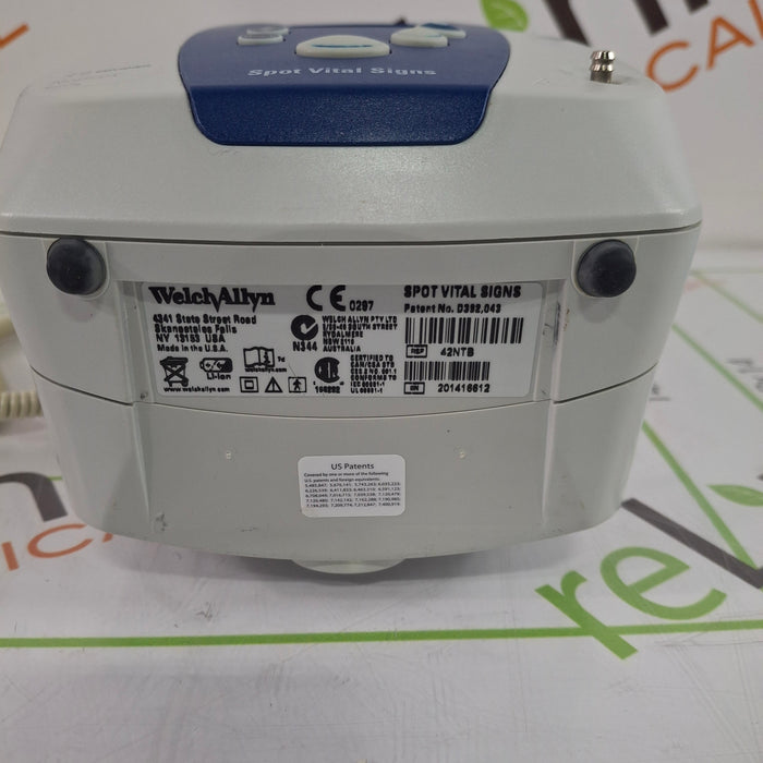 Welch Allyn Spot 420 - NIBP, Temp Vital Signs Monitor