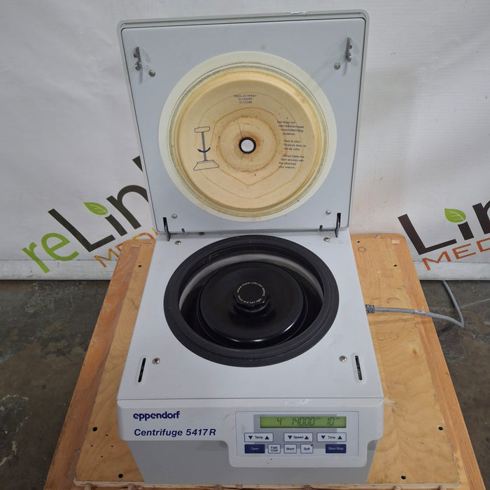 Eppendorf 5417R Centrifuge