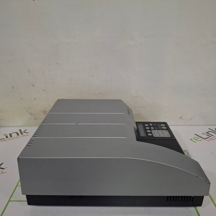 Bio-Tek Instruments ELX800 Microplate reader