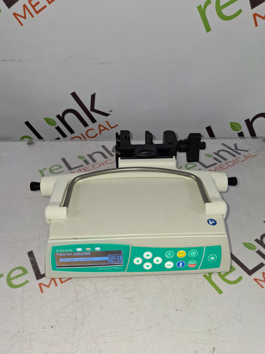B. Braun Infusomat Space w/Pole Clamp & AC Adapter Infusion Pump