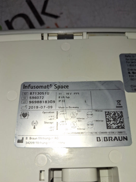 B. Braun Infusomat Space w/Pole Clamp Infusion Pump
