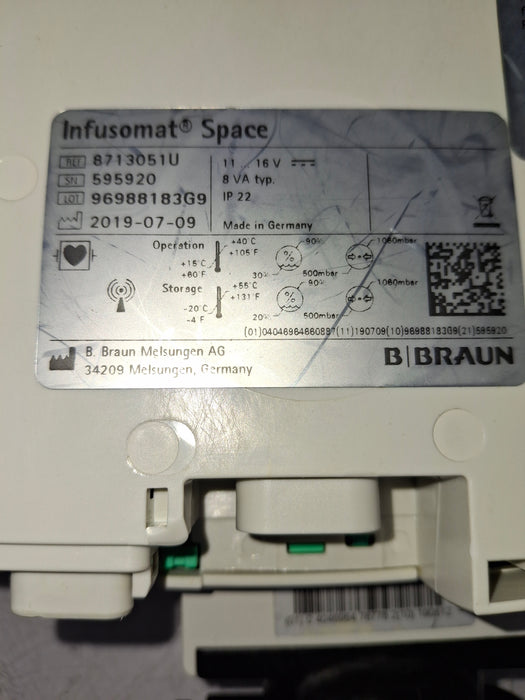 B. Braun Infusomat Space w/Pole Clamp Infusion Pump
